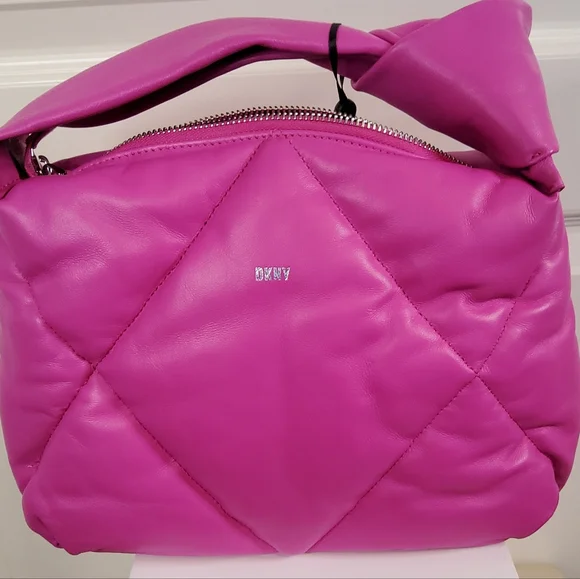 DKNY QUILTED MODERNIST KNOT PURSE - Picture 10 of 12